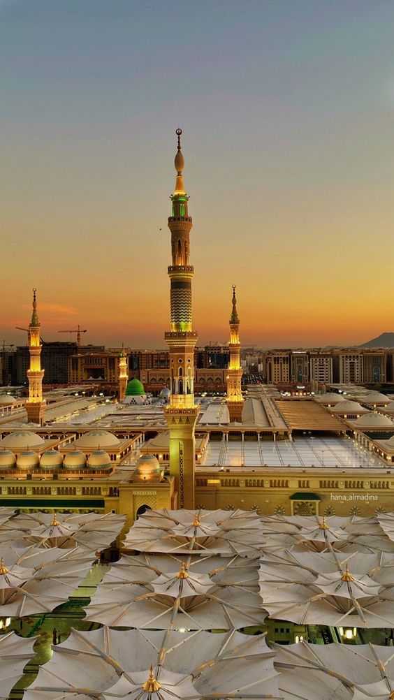 عمرة مع الخطوط الملكية المغربية 