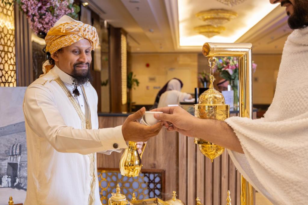 عمرة المواد لنبوي - البرنامج المتوسط الاول 